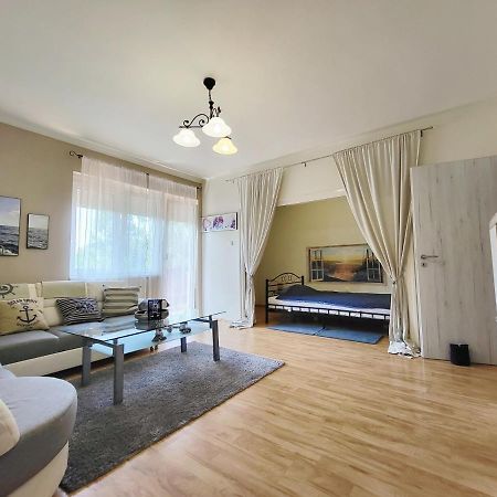 Appartamento Apartman Balaton Keszthely Esterno foto