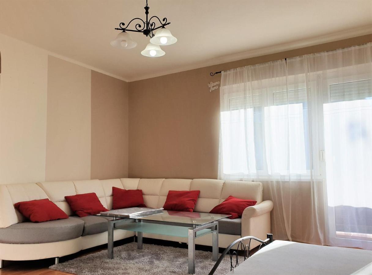 Appartamento Apartman Balaton Keszthely Esterno foto