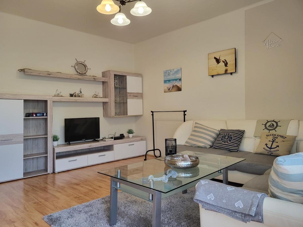 Appartamento Apartman Balaton Keszthely Esterno foto
